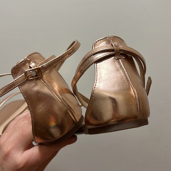 NWOT NY&C rose gold sandals - Picture 2 of 3
